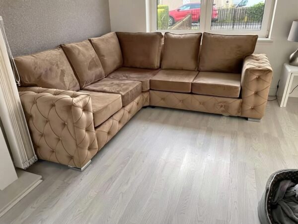 Ashton 5 Seater Corner Sofa – Luxury Velvet Chesterfield