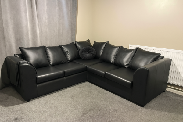 5 seater Black Leather Corner sofa